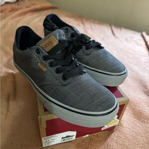 Vans Men's Charcoal and Black Sneakers